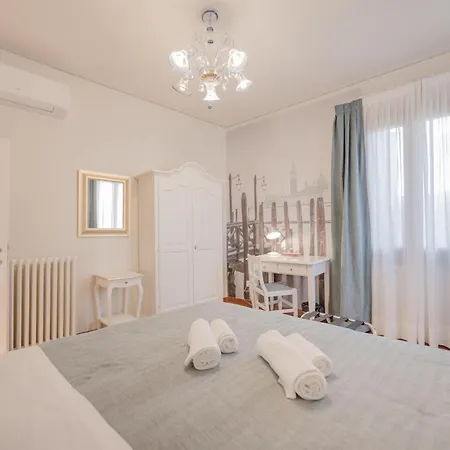Santo Stefano Palace Superior Apartamento Venecia
