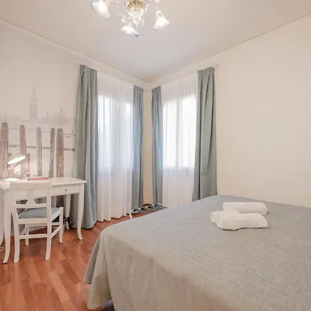 Santo Stefano Palace Superior * Velence