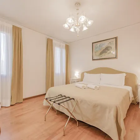 Santo Stefano Palace Superior *