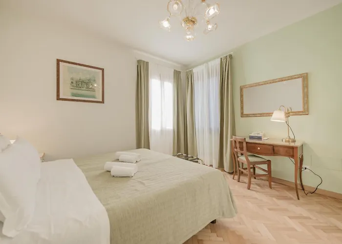 شقة Santo Stefano Palace Superior *